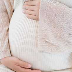 仅在12😝月，就有🐸🔑近350家客❓🛐户每家处理🏠了超过100↘助孕公司联系电话